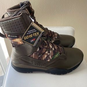 Nike SFB Field 2 8” realtree Gore-tex boots